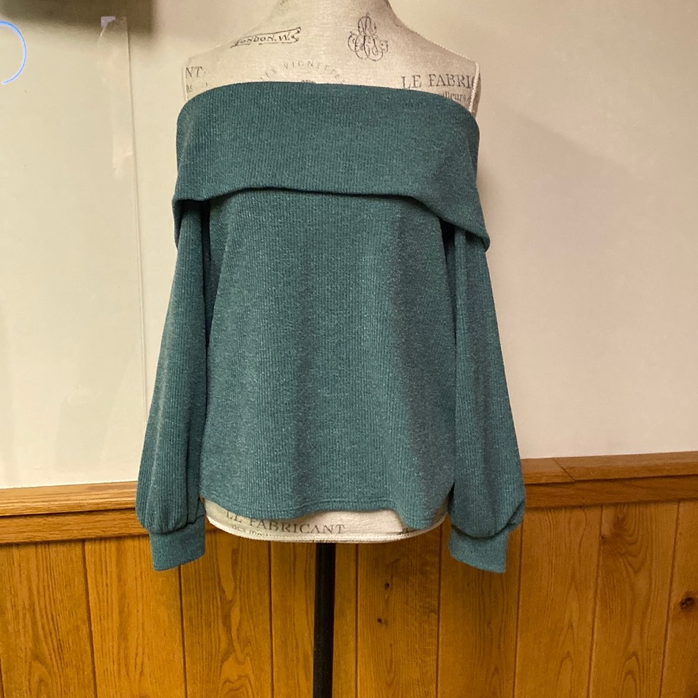 Lush 3/4 sleeve sweater